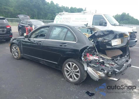 2013 Mercedes-Benz C 250 Luxury from USA, damaged, VIN WDDGF4HBXDR301604